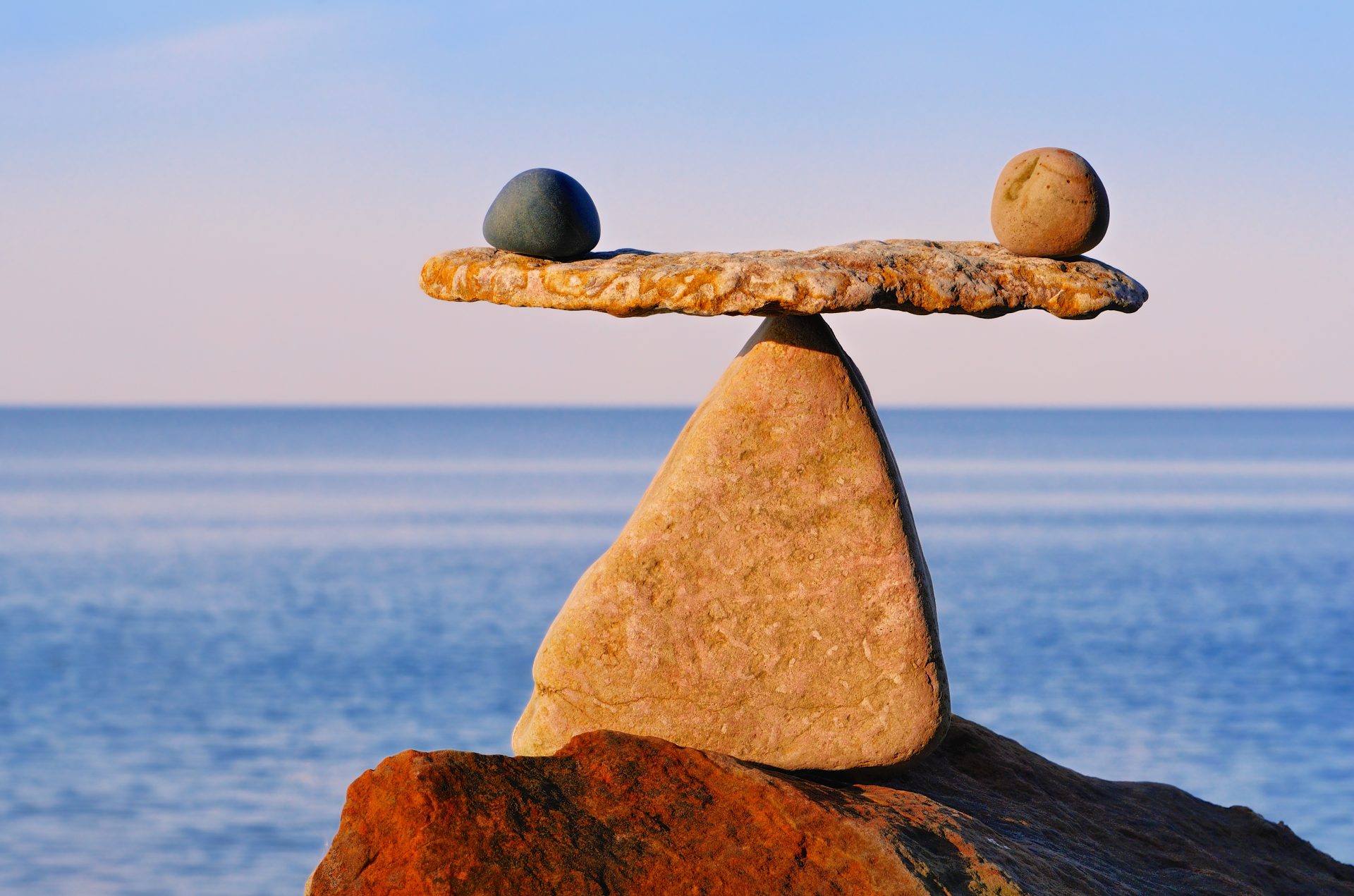 rocks balancing